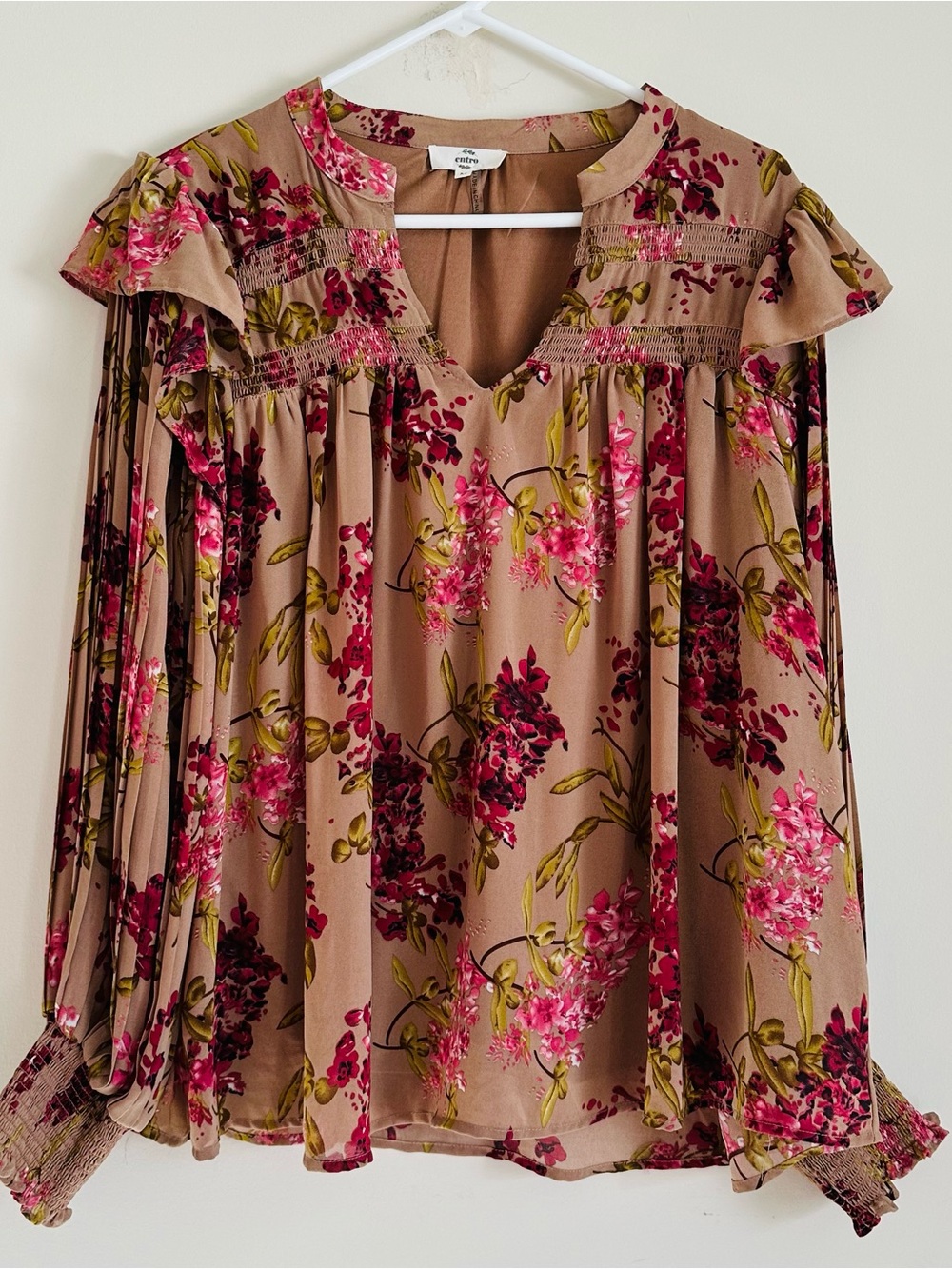 Entro Feeling Your Best Brown Floral Blouse from Mint Julep Boutique - Picture 2 of 5